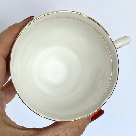 Mayfair England Pink Flower Footed Teacup Saucer Bone China No1932 Gold Trim - Picture 8 of 16